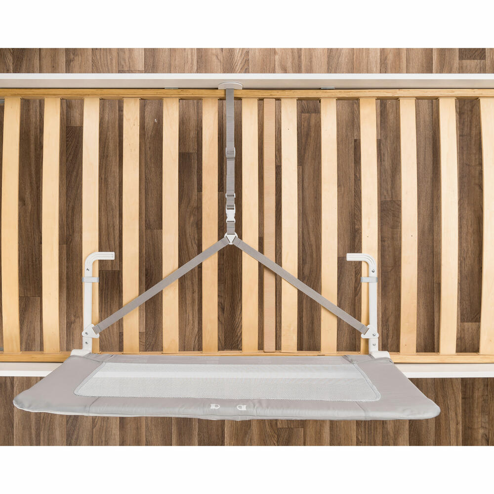 reer ByMySide XL Bettgitter, Rausfallschutz für Bett, Bettschutzgitter, Schutzgitter, mit Abklappfunktion, Länge 150 cm, 45020