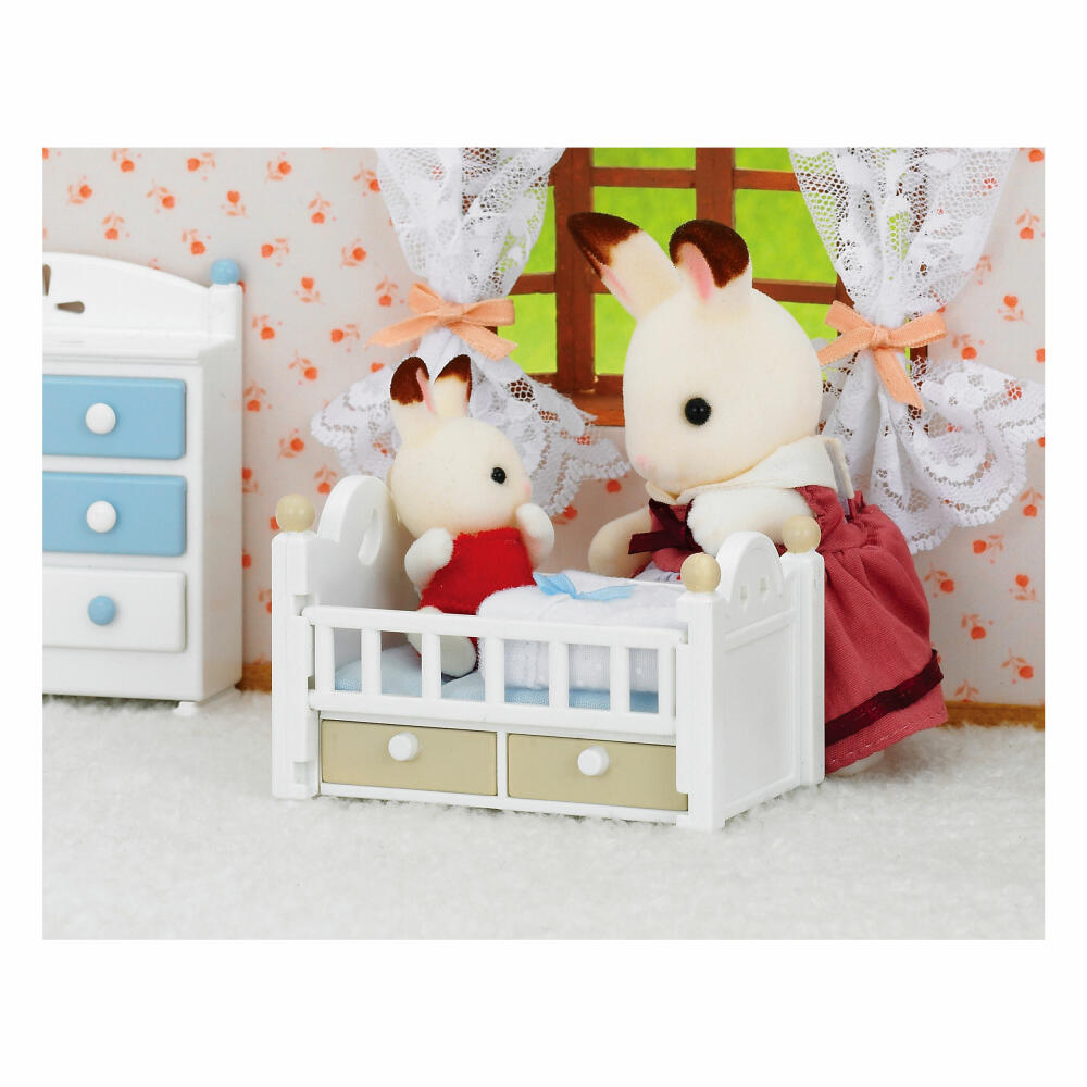 Sylvanian Families Chocolate Bunny Baby Rosi with Baby Bed, Family Spoon, Bed, Bunny, Playset, 5017