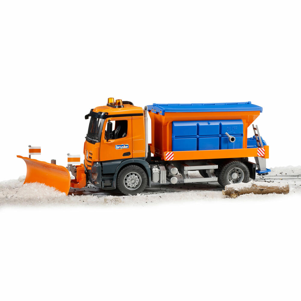 Bruder Baufahrzeuge Mercedes Ben Arocs Winterdienst, mit Räumschild, Modellfahrzeug, Modell Fahrzeug, Spielzeug, 03685