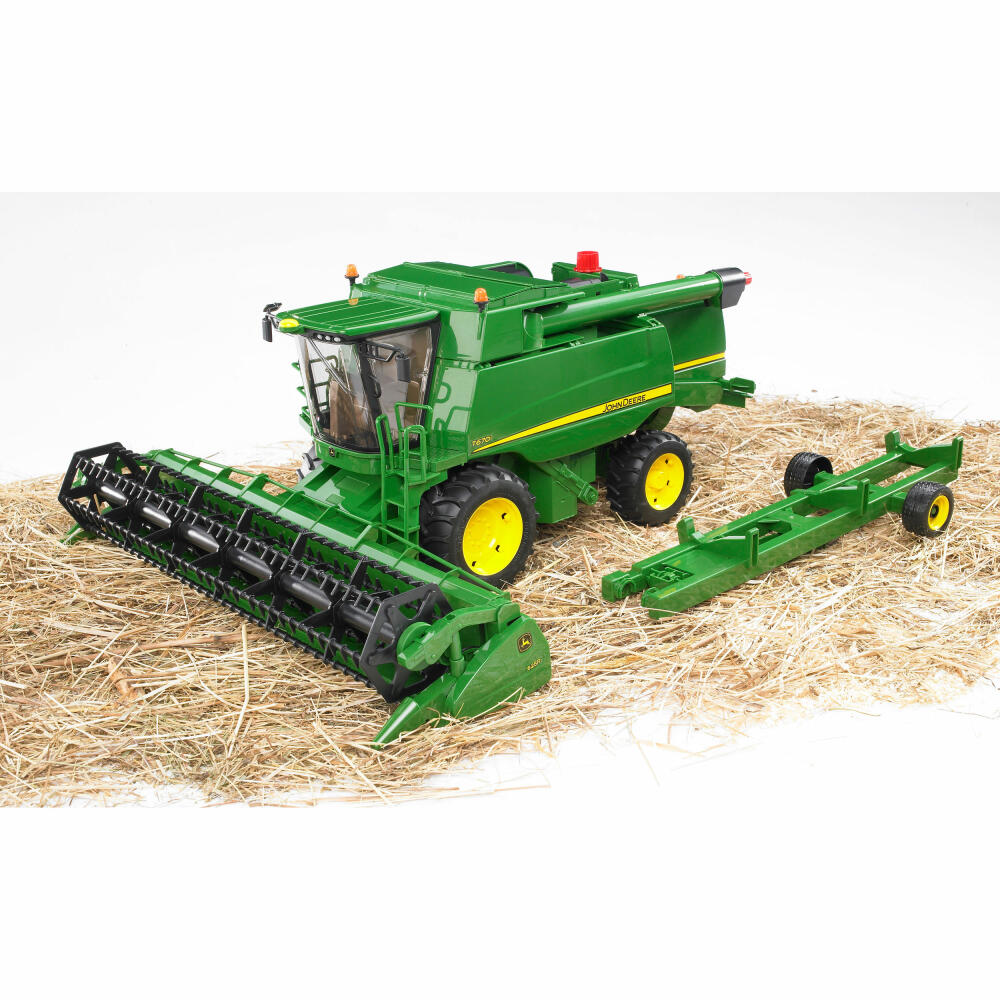 Bruder Agriculture John Deere Combine Harvester T670i, Harvesting Machine, Model Vehicle, Model Vehicle, Toy, Accessories, 02132