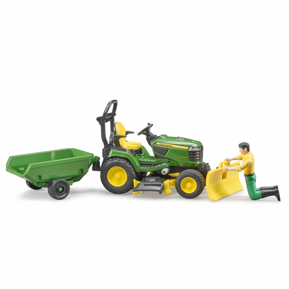 Bruder bworld John Deere ride-on lawn mower with trailer and gardener, with toy figure, lawn tractor, toy figure, accessories, 62104