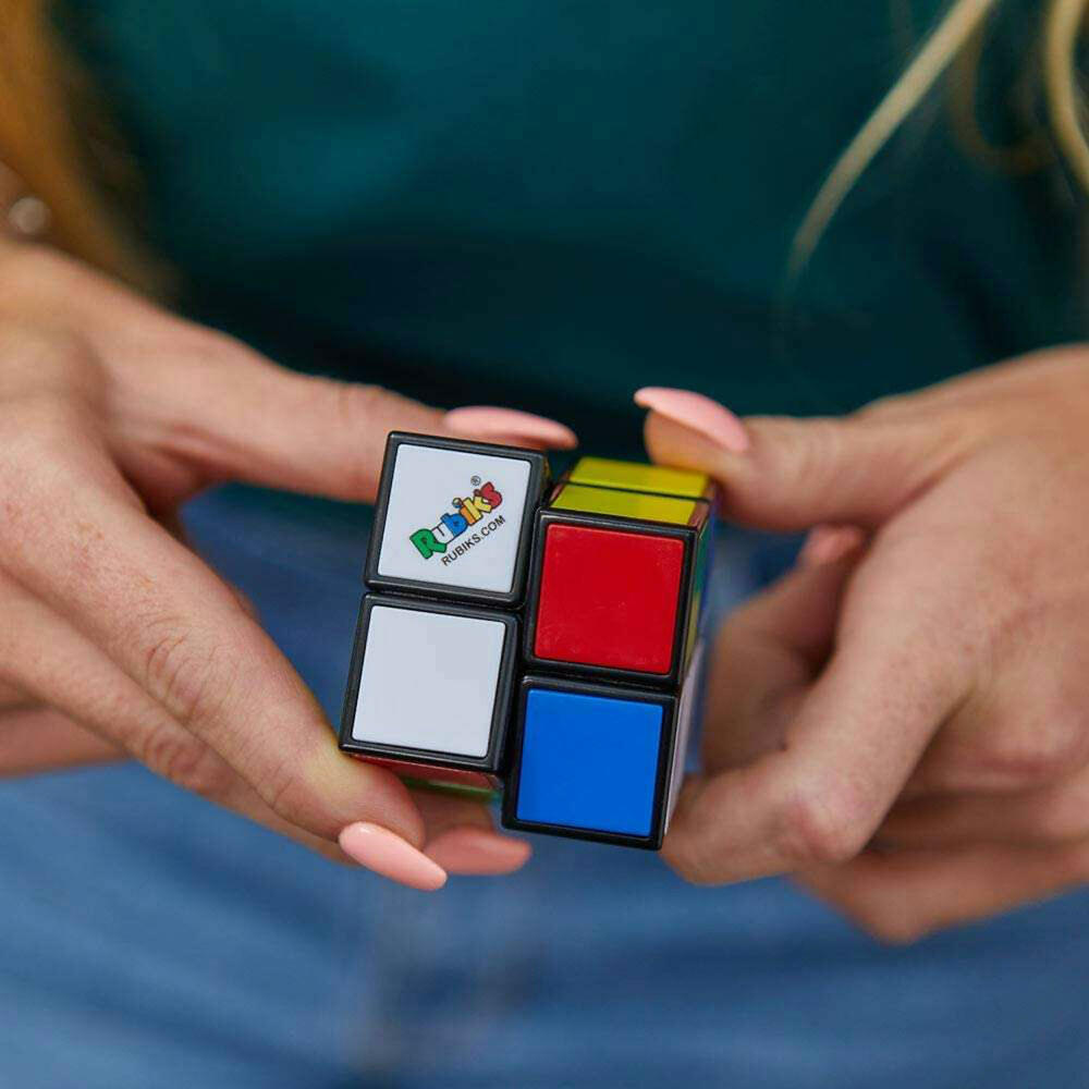 Ravensburger Rubiks Mini, family game, Rubik Cube, thinking game, strategy game, magic cube game, 76393