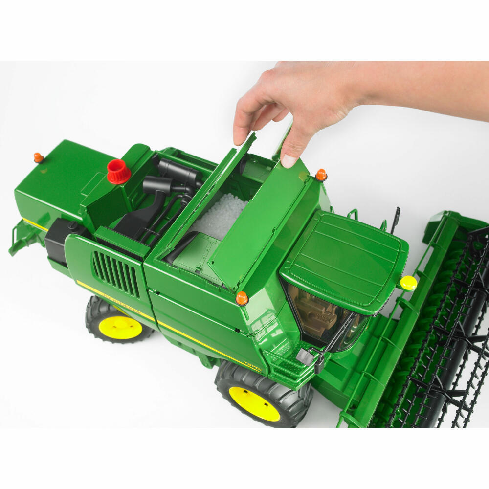Bruder Agriculture John Deere Combine Harvester T670i, Harvesting Machine, Model Vehicle, Model Vehicle, Toy, Accessories, 02132