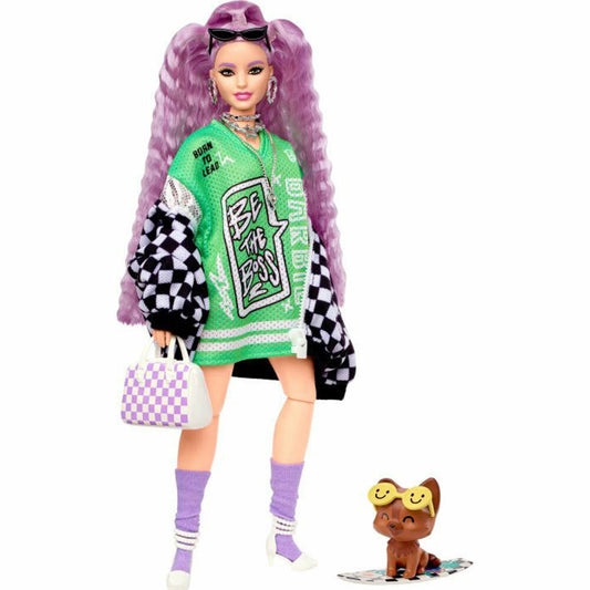 Mattel HHN10 Barbie Extra Puppe in schwarz-weißer Rennwagejacke mit lila Haaren