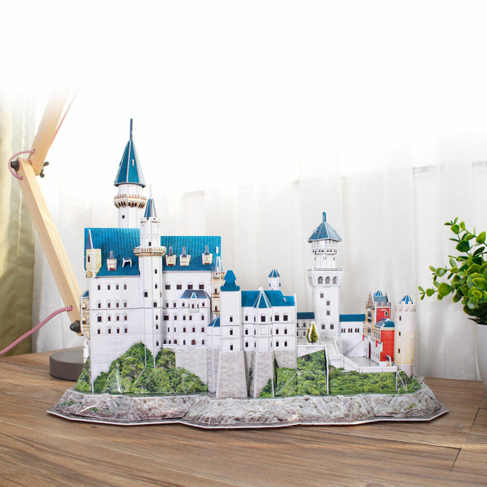 Revell 3D Puzzle Schloss Neuschwanstein, Sehenswürdigkeit, 121 Teile, ab 10 Jahren, 00205