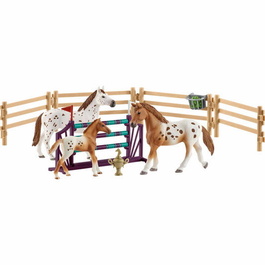 Schleich Horse Club Lisas Turnier-Training, Pferdefigur, Figur, Spielfigur, Pferd, ab 5 Jahre, 42433