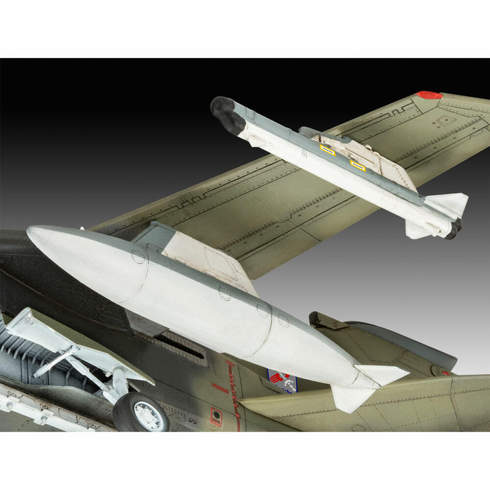 Revell Flugzeug-Modellbausatz Tornado Twin Pack 50th Anniversary, 274 Teile, 1:72, 03801