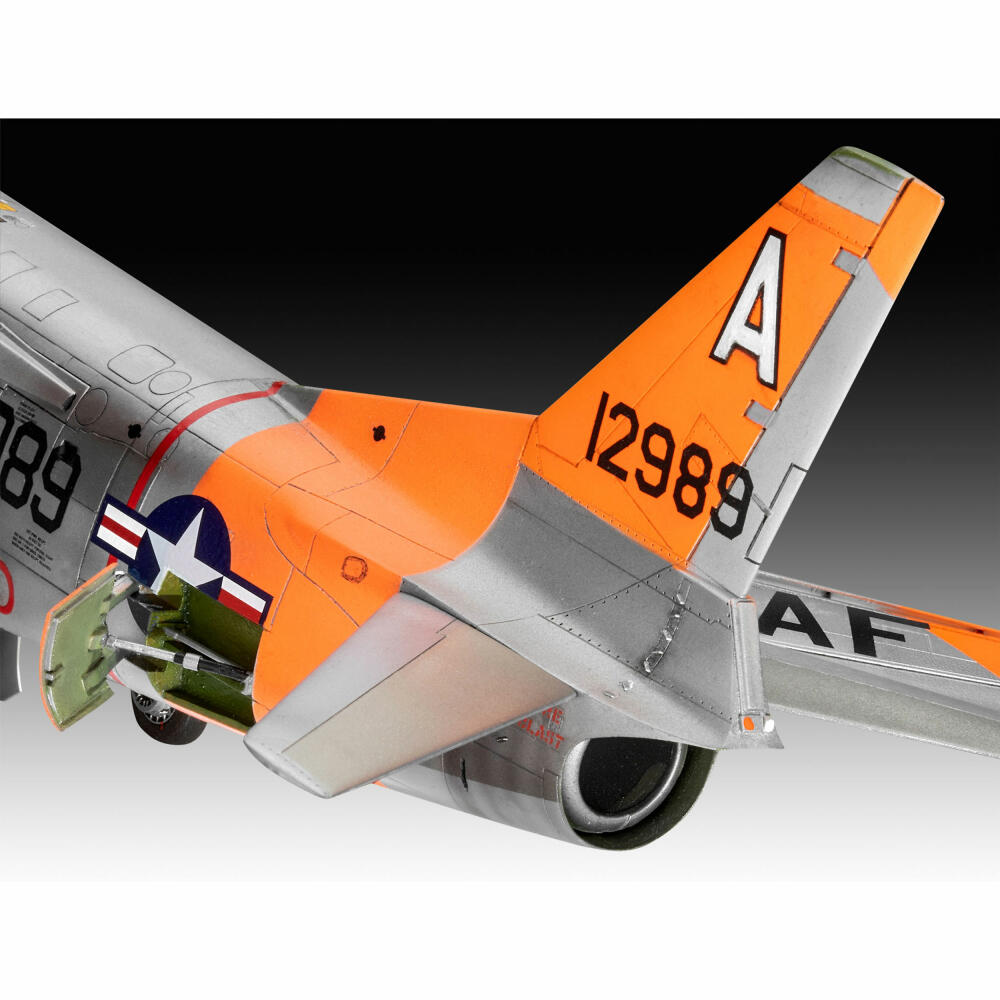 Revell Flugzeug-Modellbausatz F-86D Dog Sabre, 103 Teile, 1:48, 03832