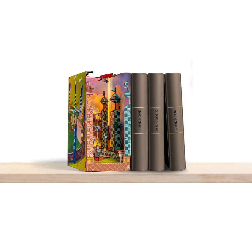 Revell Book Nook Tiny Adventures - Harry Potter Quidditch Field, Bücherstütze, 124 Teile, 00532