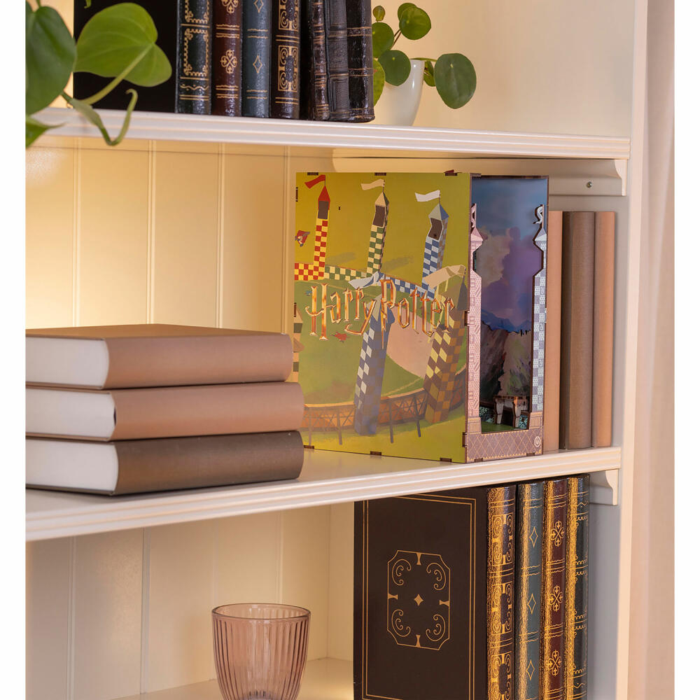 Revell Book Nook Tiny Adventures - Harry Potter Quidditch Field, Bücherstütze, 124 Teile, 00532