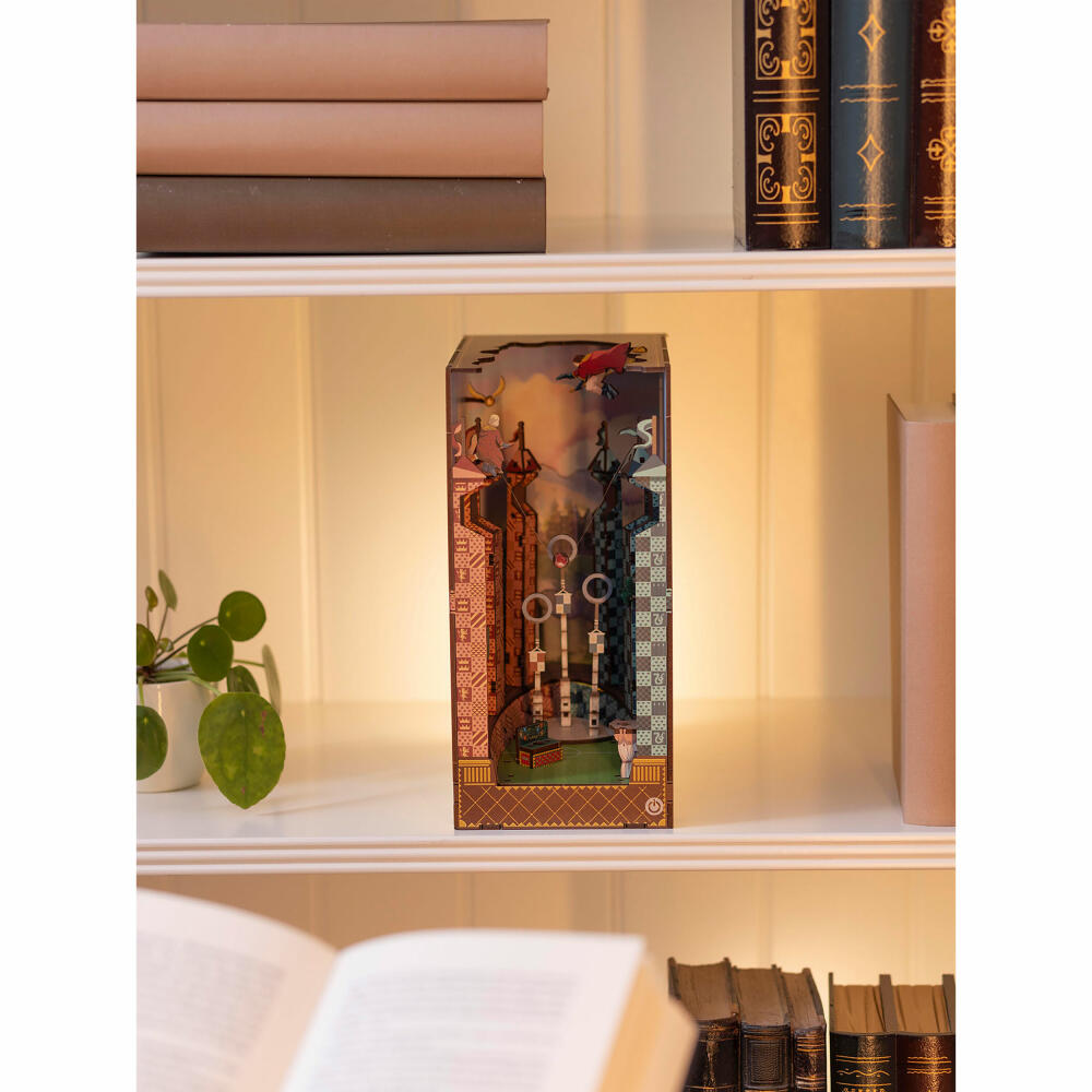 Revell Book Nook Tiny Adventures - Harry Potter Quidditch Field, Bücherstütze, 124 Teile, 00532