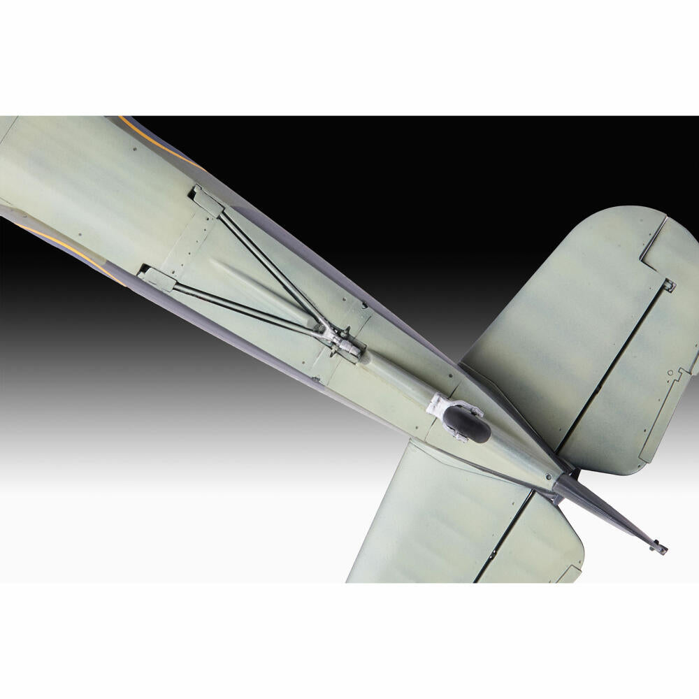 Revell Flugzeug-Modellbausatz Hawker Sea Hurricane Mk.IIC, 162 Teile, 1:32, 03768