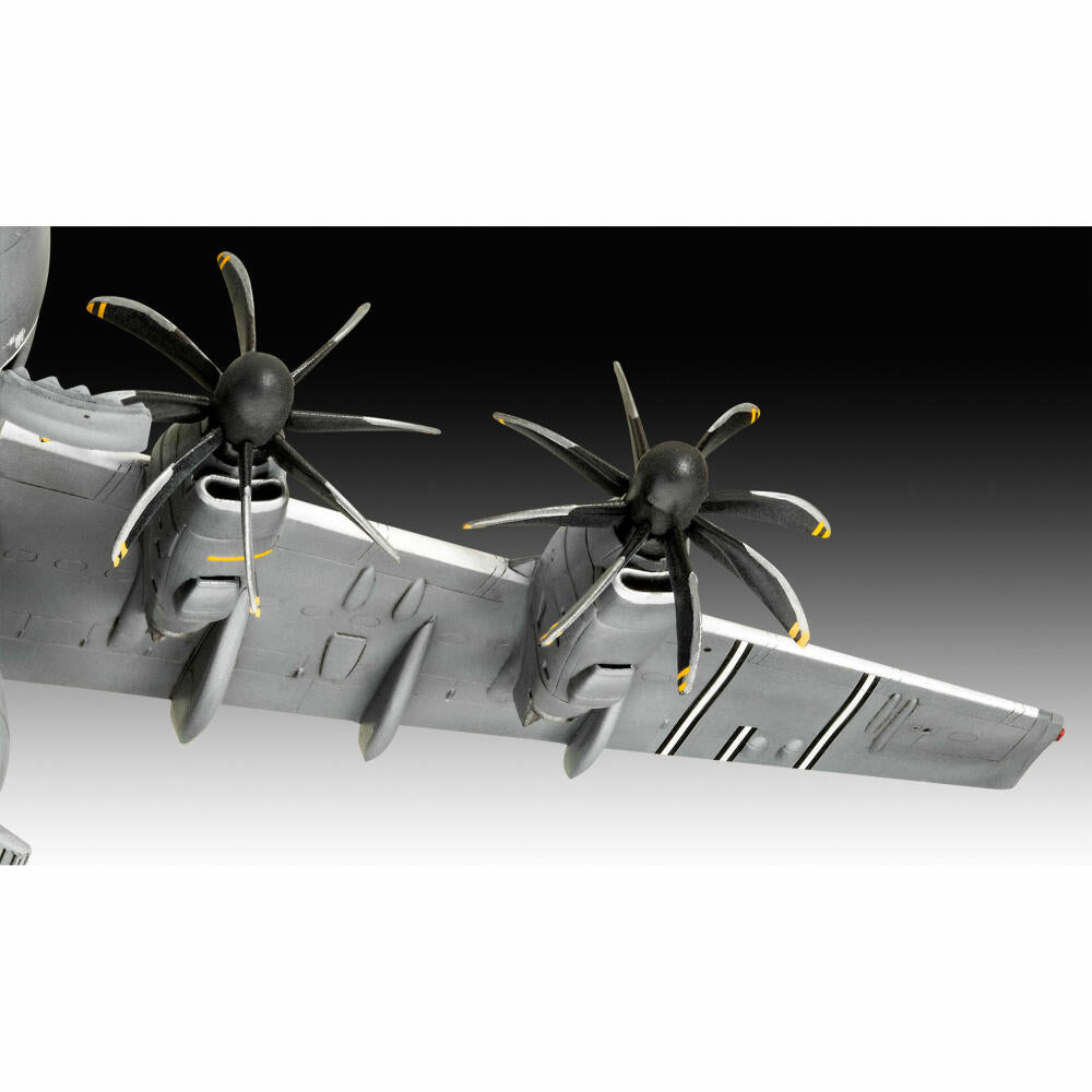 Revell Flugzeug-Modellbausatz Air Defender Set - Airbus A400M & Tornado, 223 Teile, 1:144, 03789