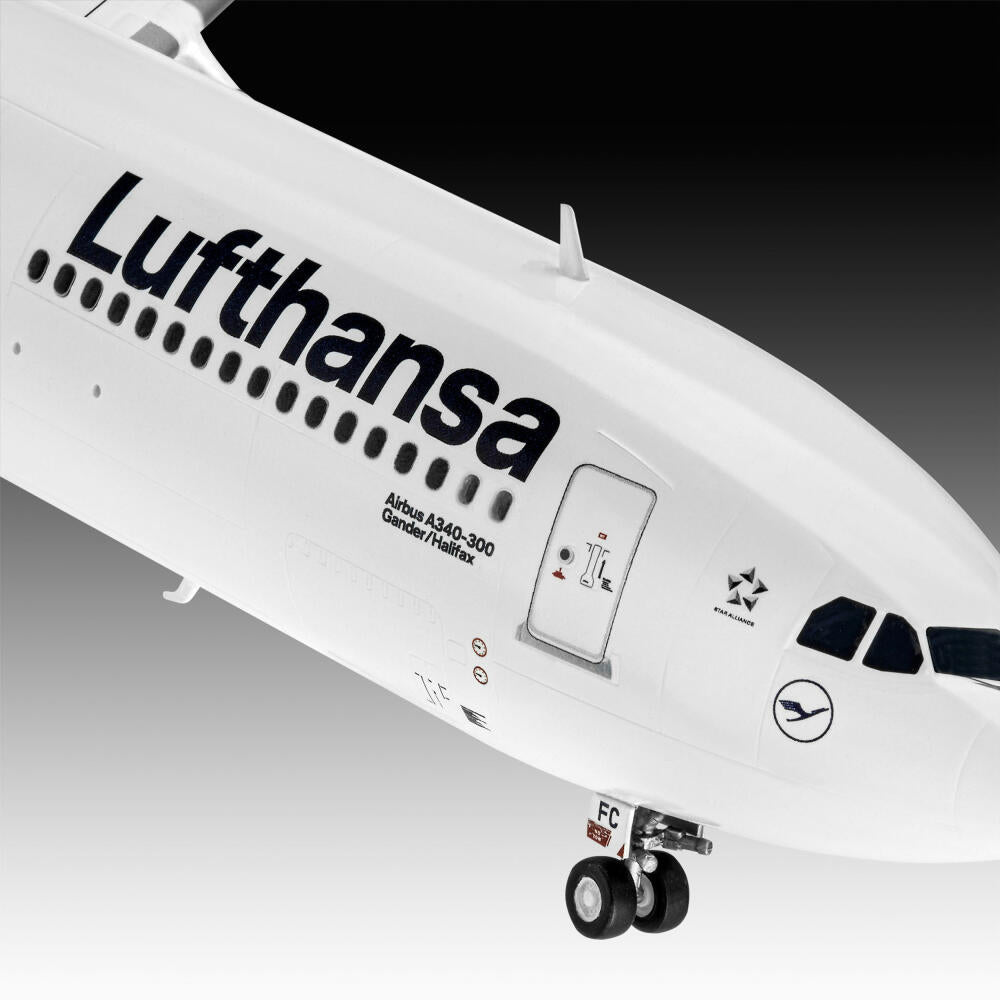 Revell Flugzeug-Modellbausatz Airbus A340-300 Lufthansa New Livery, 114 Teile, 1:144, 03803