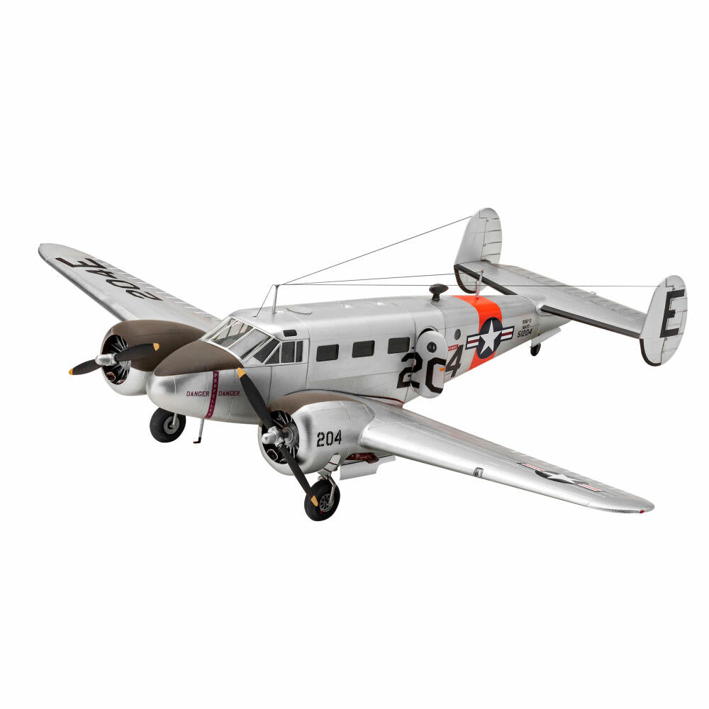 Revell Flugzeug-Modellbausatz Beechcraft Model 18, 131 Teile, 1:48, 03811