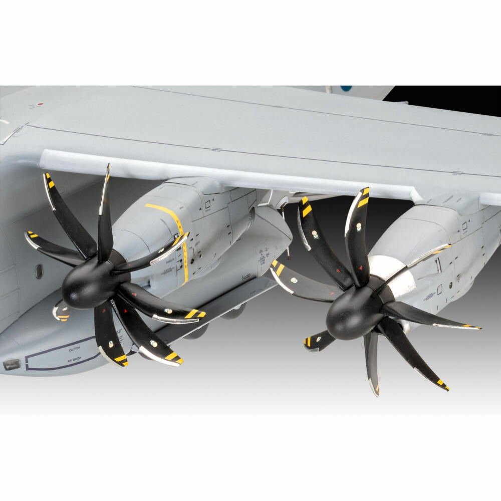 Revell Flugzeug-Modellbausatz Airbus A400M Atlas RAF, 212 Teile, 1:72, 03822