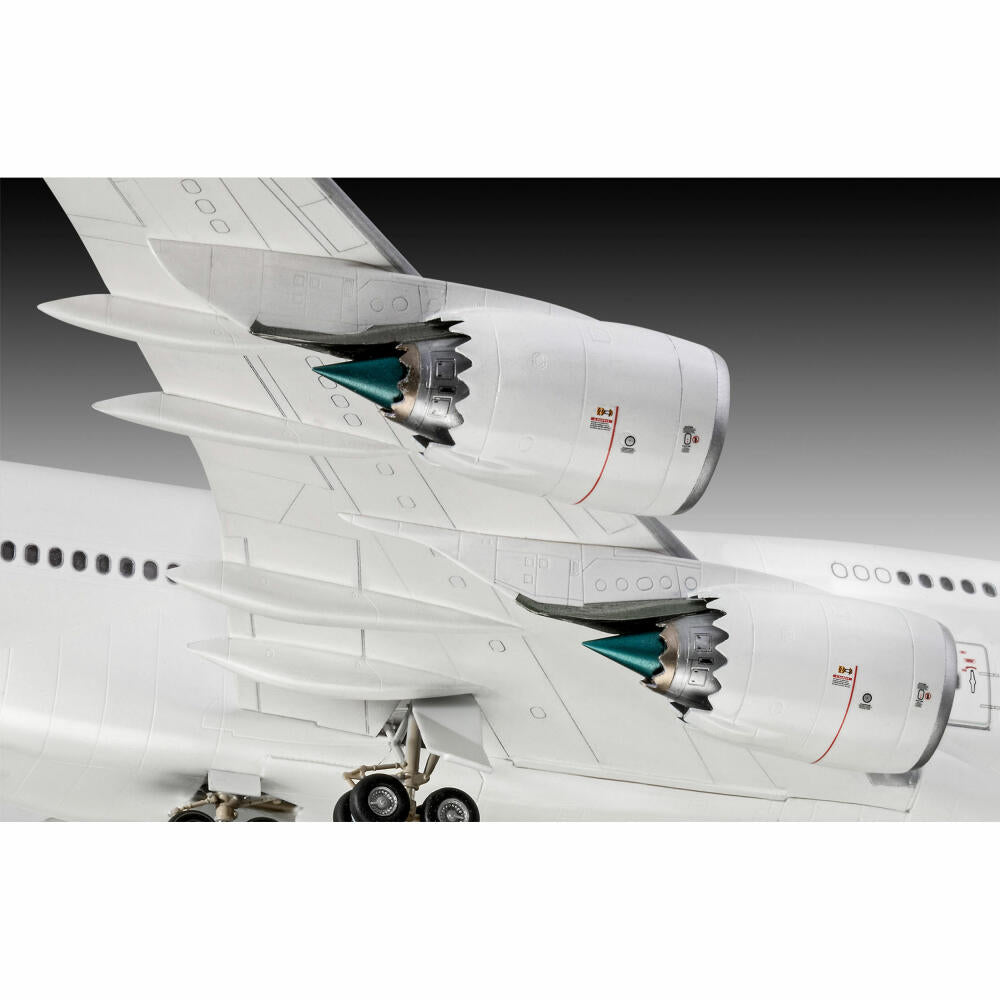 Revell Flugzeug-Modellbausatz Boeing 747-8 Lufthansa New Livery, 172 Teile, 1:144, 03891