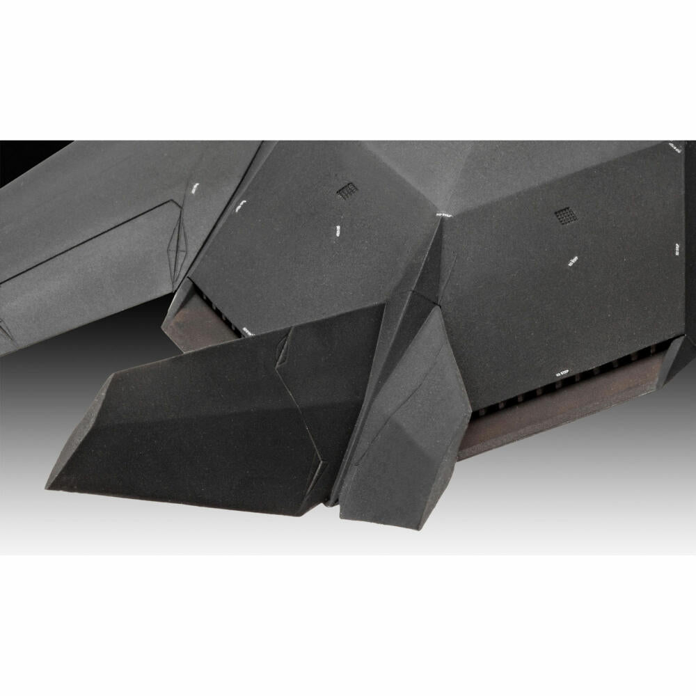 Revell Flugzeug-Modellbausatz Lockheed Martin F-117A Nighthawk, Stealth Fighter, 37 Teile, 1:72, 03899