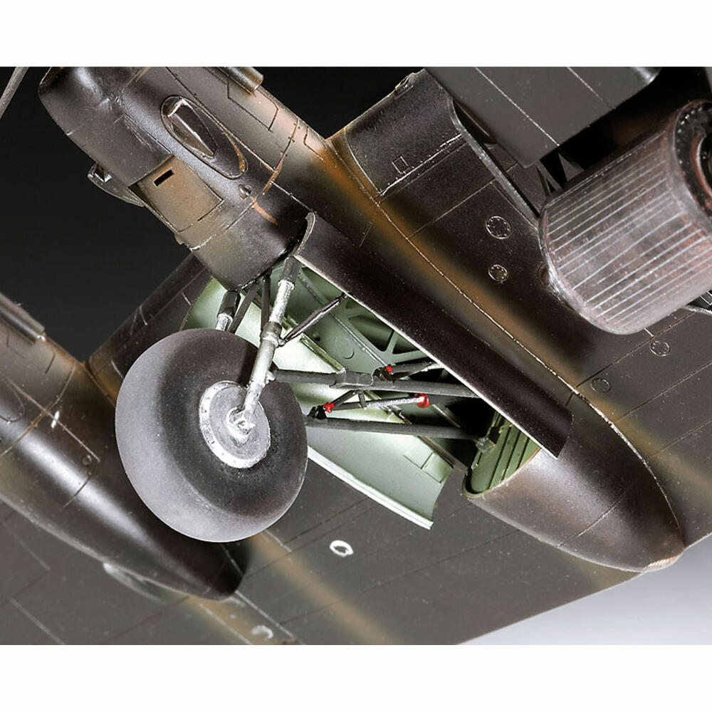 Revell Flugzeug-Modellbausatz Lancaster B.III Dambusters, Bomber, 224 Teile, 1:72, 04295