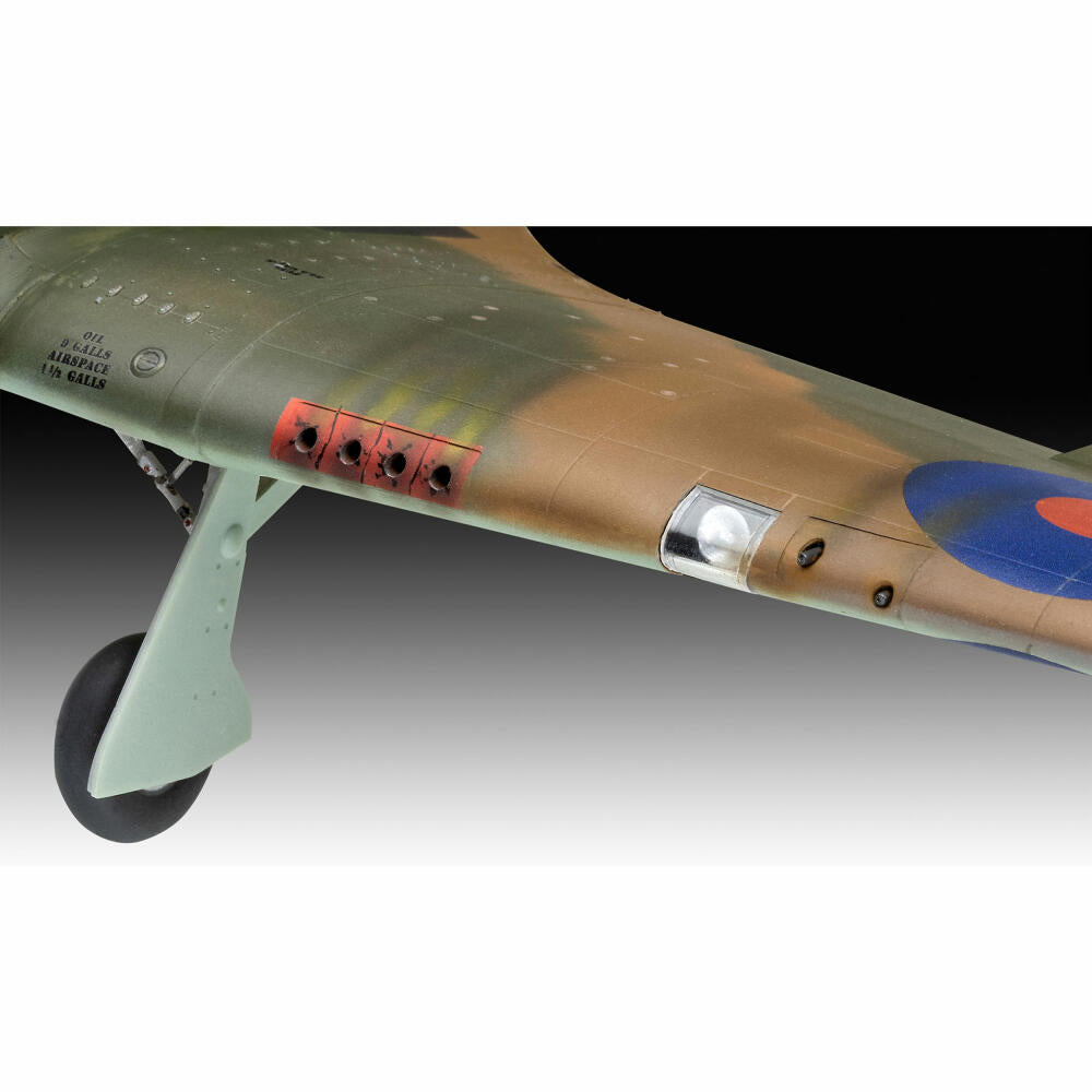 Revell Flugzeug-Modellbausatz Hawker Hurricane Mk IIb, 118 Teile, 1:32, 04968
