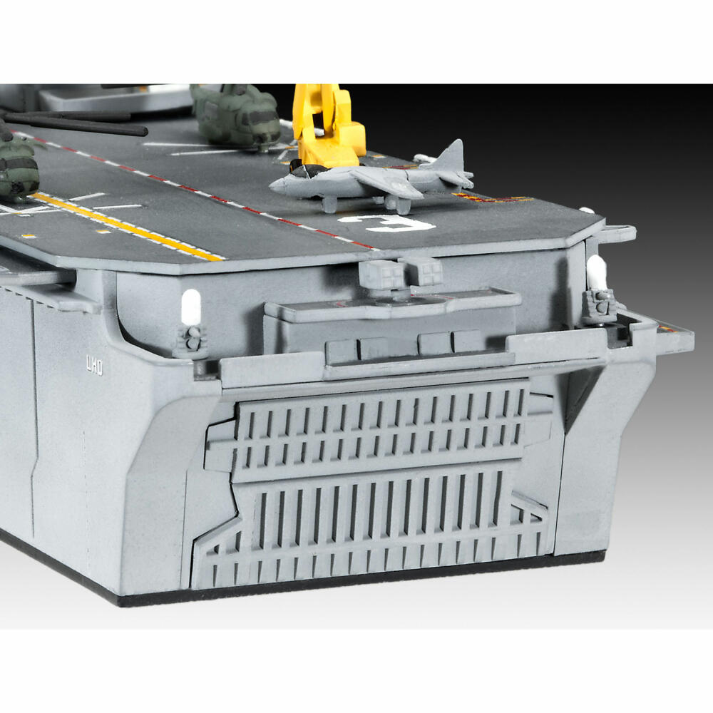 Revell Schiff-Modellbausatz US Navy Assault Carrier WASP Class, Landungsschiff, 142 Teile, 1:700, 05178