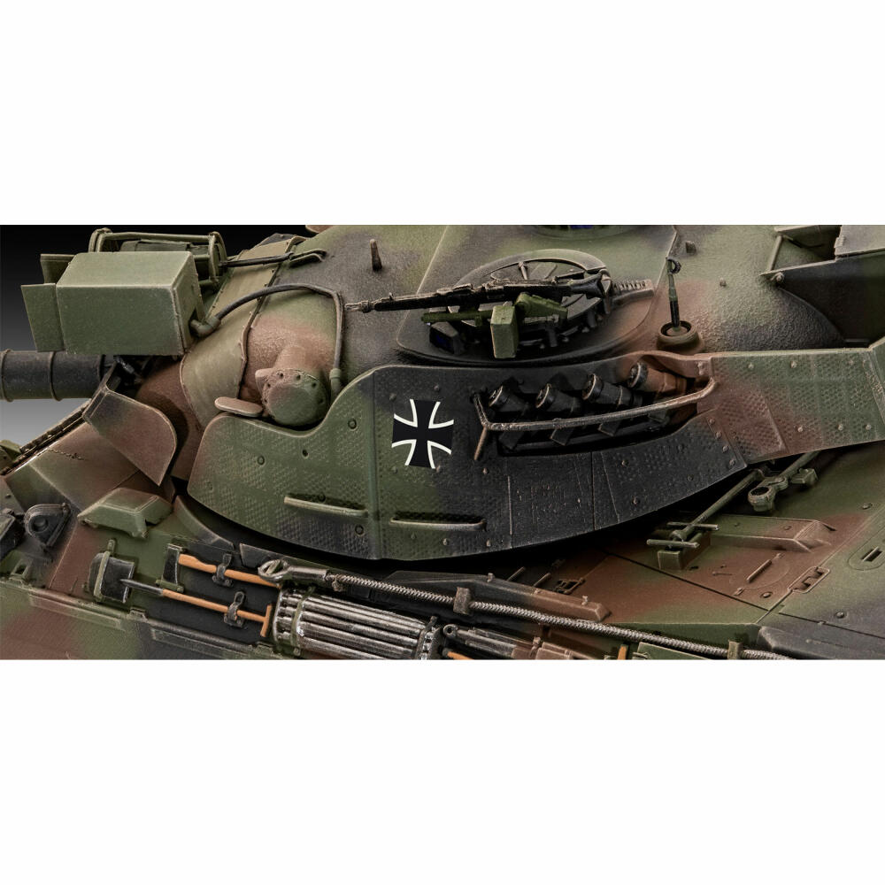 Revell Panzer-Modellbausatz Geschenkset Leopard 1 A1A1 - A1A4, 270 Teile, 1:35, 05656