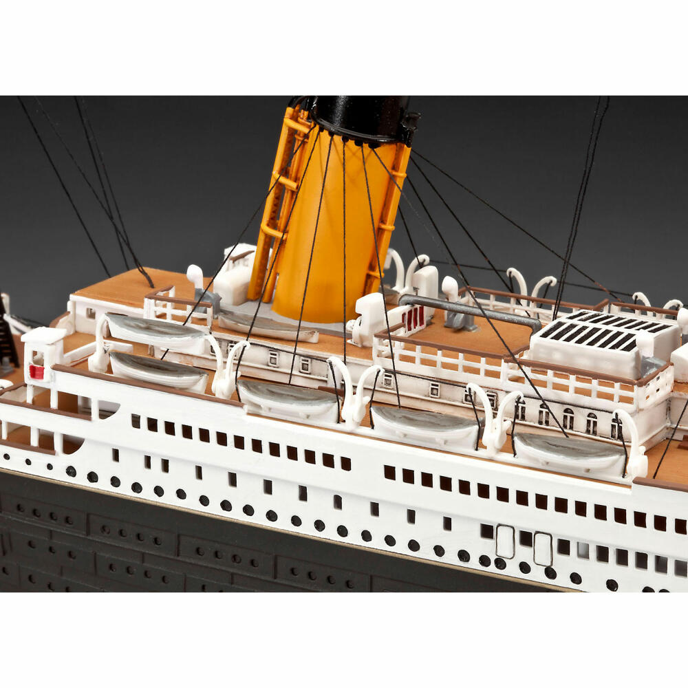 Revell Schiff-Modellbausatz Geschenkset 100 Jahre Titanic, Kreuzfahrtschiff, 262 Teile, 1:400, 05715