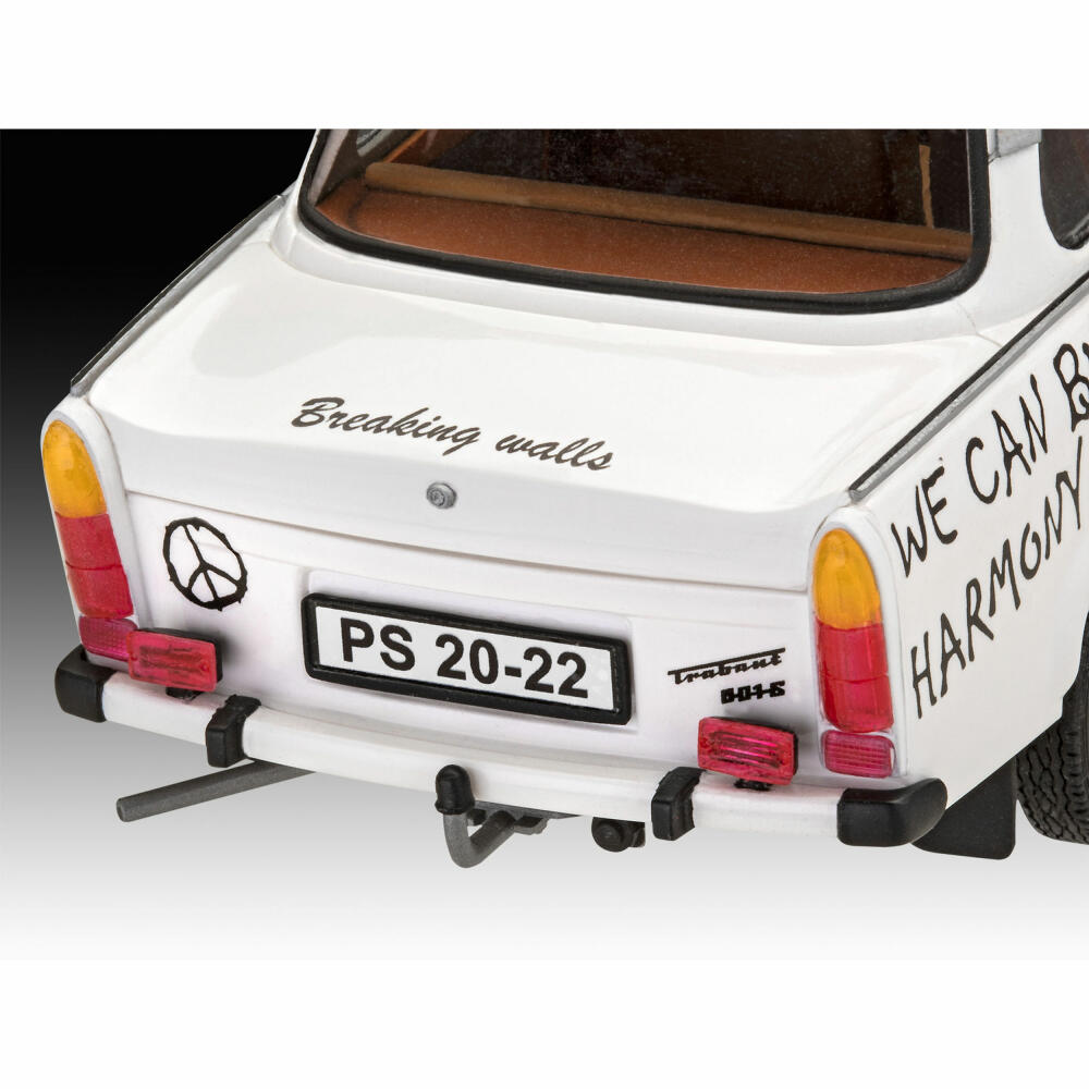Revell Fahrzeug-Modellbausatz Trabant 601S Builders Choice, Auto, Trabi, 138 Teile, 1:24, 07713