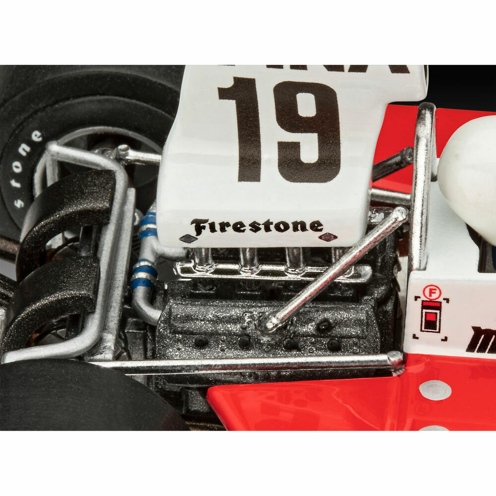 Revell Fahrzeug-Modellbausatz Surtees TS16/03, Rennauto, 78 Teile, 1:32, 07739