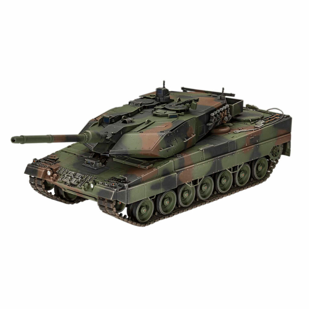 Revell Panzer-Modell-Set Leopard 2 A6A2 - 70 Jahre Bundeswehr Exclusive Edition, 249 Teile, 1:35, 05631