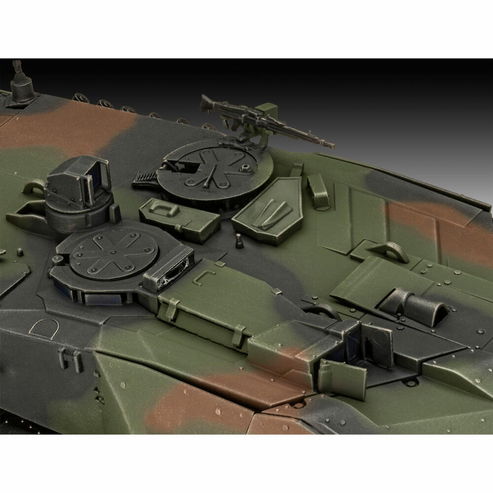 Revell Panzer-Modell-Set Leopard 2 A6A2 - 70 Jahre Bundeswehr Exclusive Edition, 249 Teile, 1:35, 05631